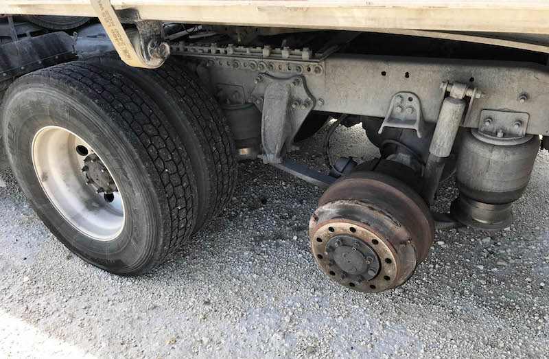 Sheriff Renders First-Aid to Mother and Children After Tractor-Trailer Loses Tires on US1