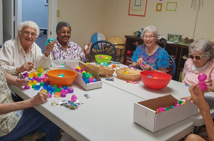 Bayshore Manor Residents Help Easter Bunny