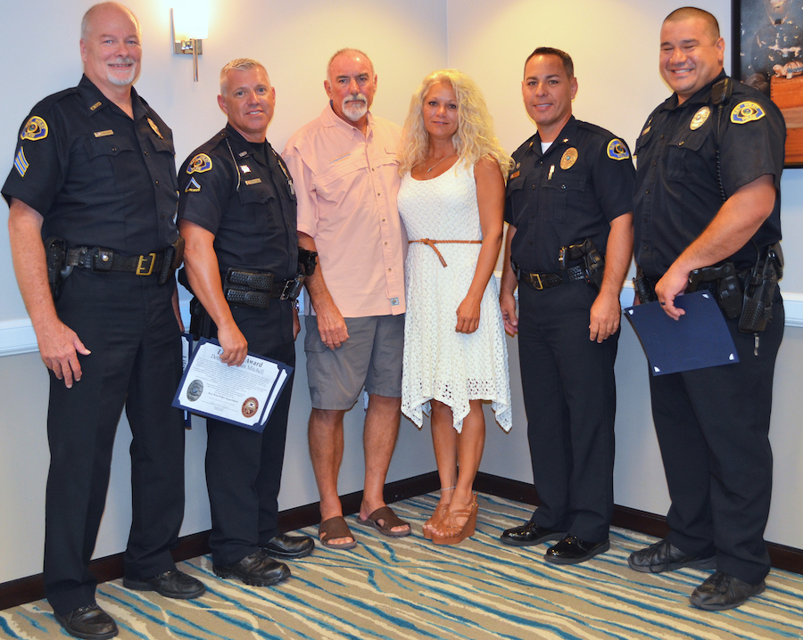Chief Presents Lifesaving Awards