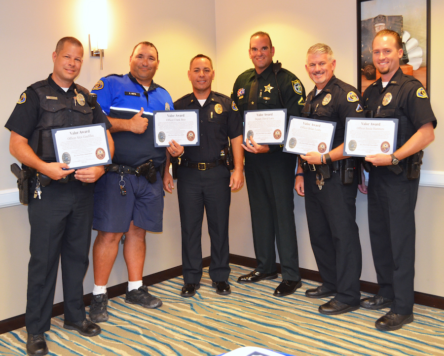 Six Officers Receive Valor Award